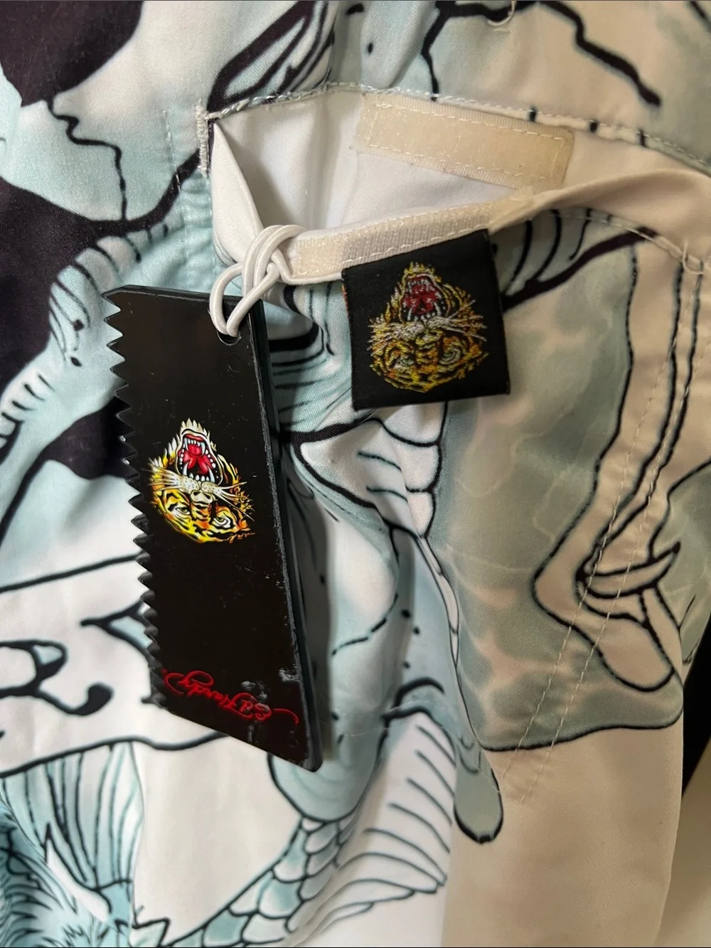 Ed Hardy Surf or Die Vintage Y2K Streetwear Goth Skater Board Shorts 33” 10” NEW